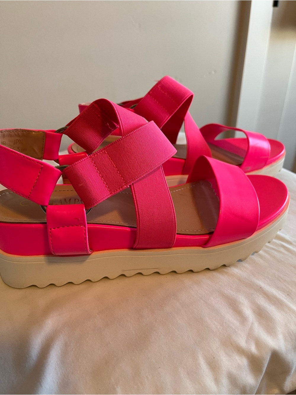 Dream Pairs Women's Hot Pink Strappy Sandals - Picture 3 of 8